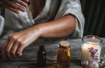 The Best Essential Oils for Your Yoga Practice